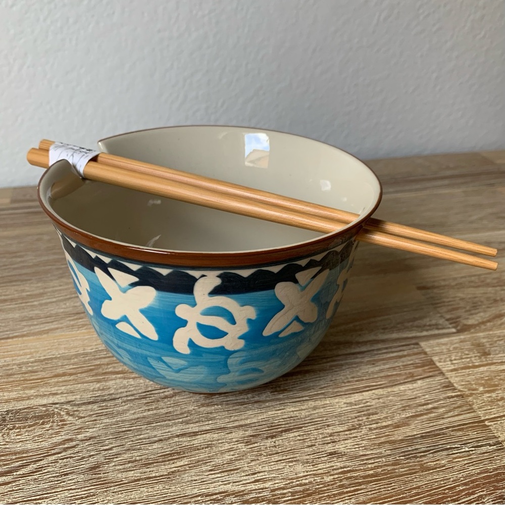 NWT Aloha Style Ceramic Rice Bowl with Chopsticks